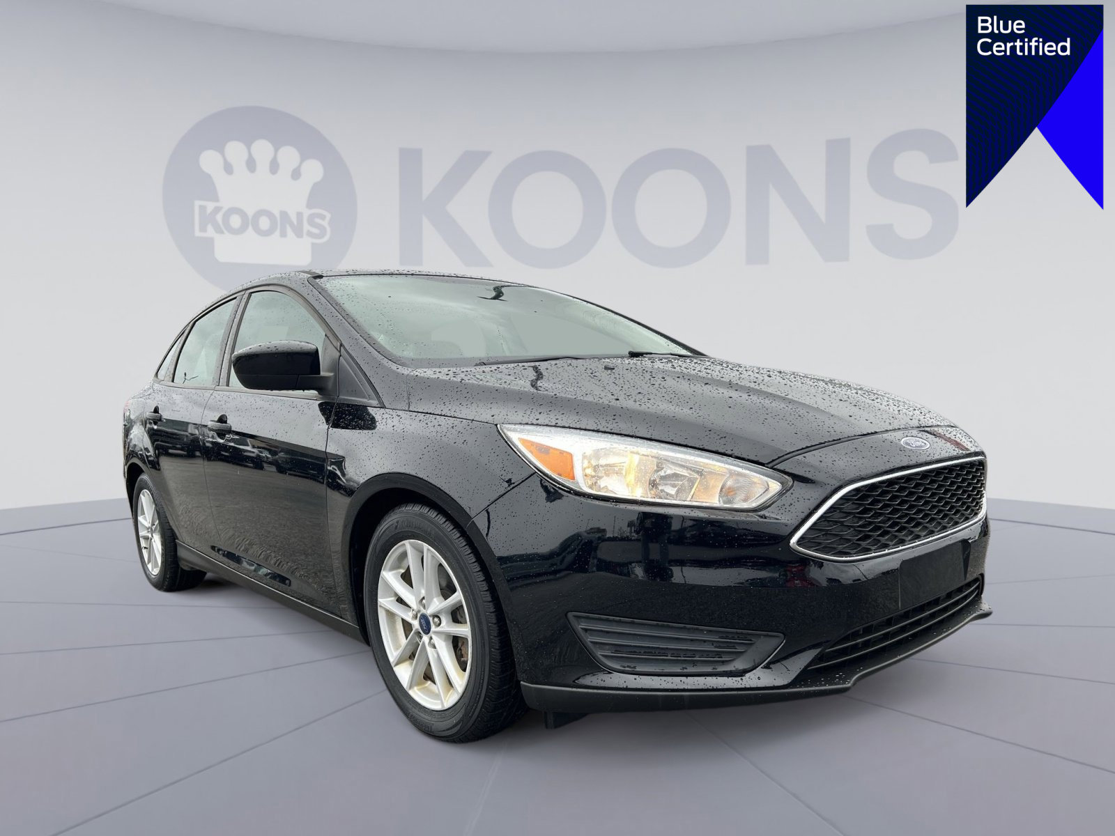 Certified 2018 Ford Focus SE image 1