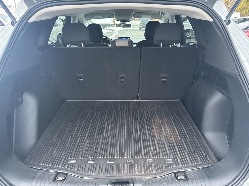 Certified 2022 Ford Escape SE image 36