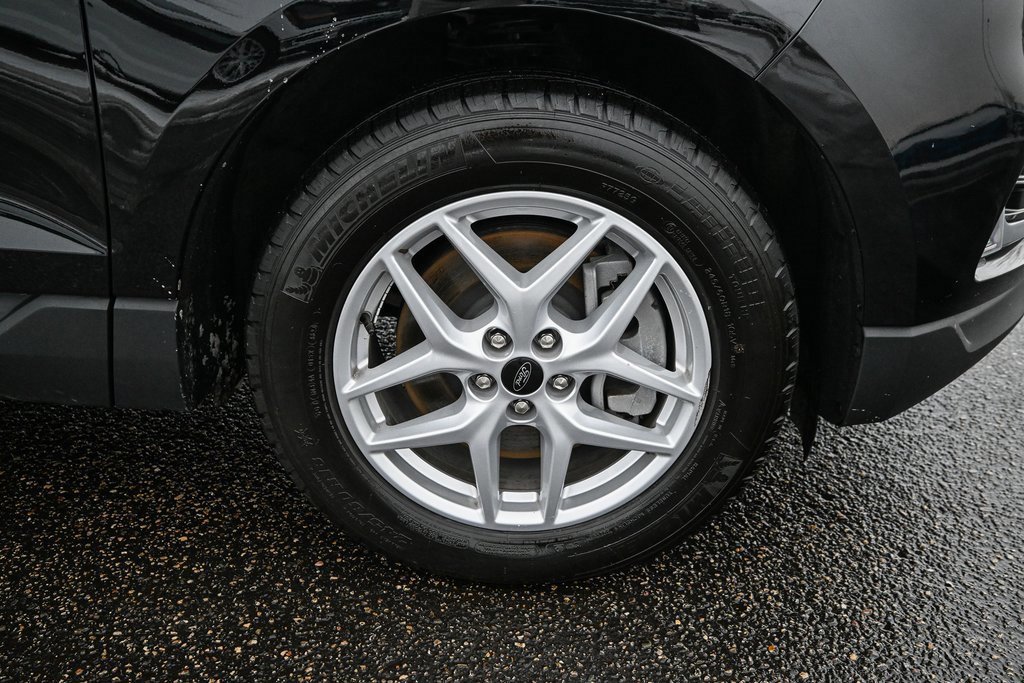 Certified 2024 Ford Edge SEL w/ Convenience Package image 19