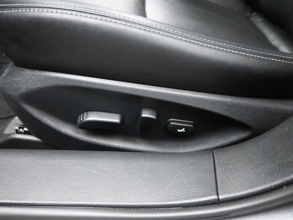 Used 2023 INFINITI Q50 Luxe w/ Cargo Package image 11