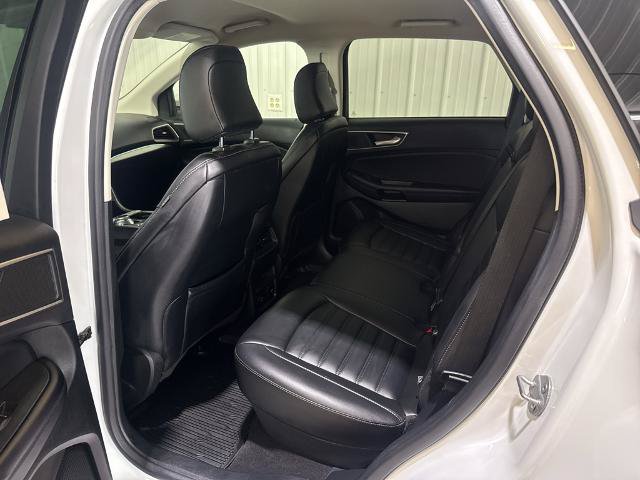 Certified 2022 Ford Edge SEL w/ Convenience Package AWD/4WD image 9