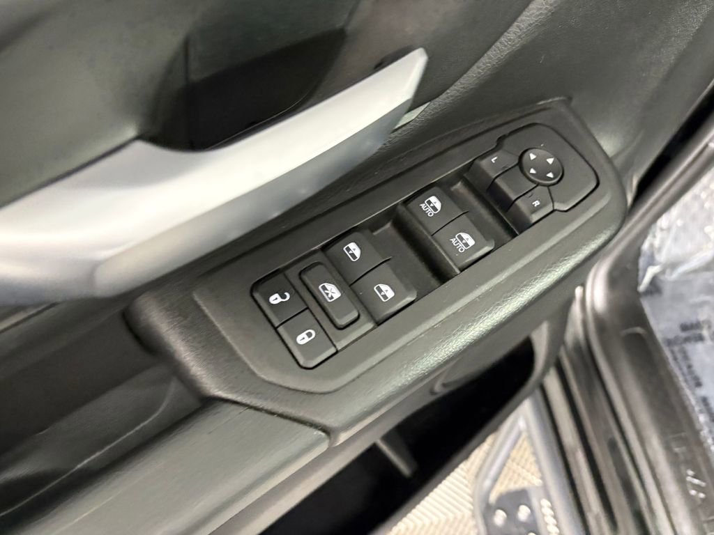 Used 2025 RAM 1500 Tradesman w/ Night Edition AWD/4WD image 12