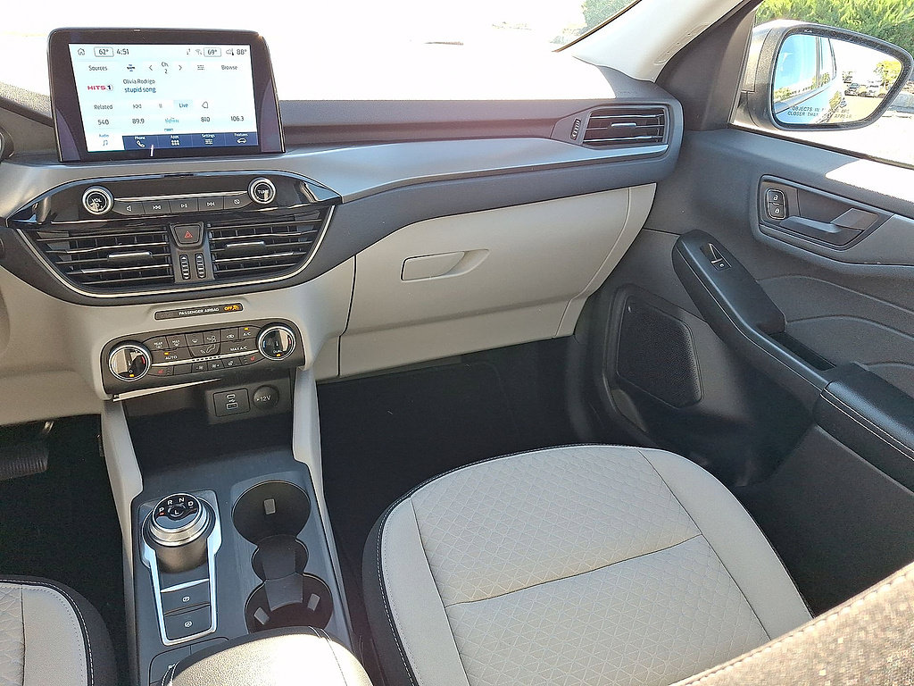 Certified 2023 Ford Escape Active AWD/4WD image 11