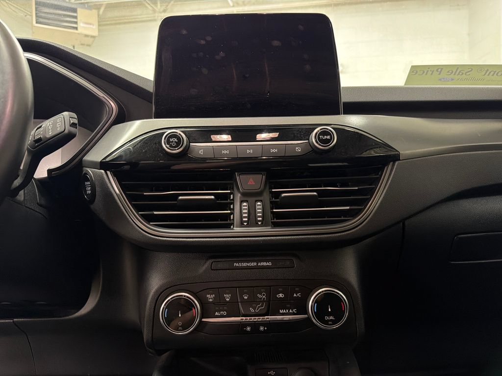 Certified 2024 Ford Escape Active FWD image 22