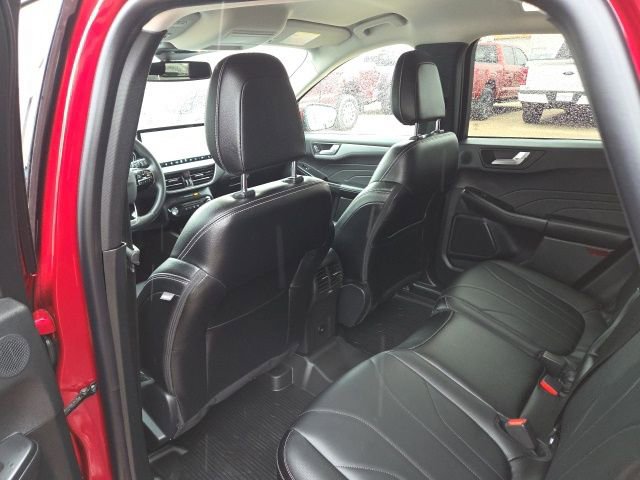 Certified 2025 Ford Escape SE w/ PHEV Premium Package FWD image 43