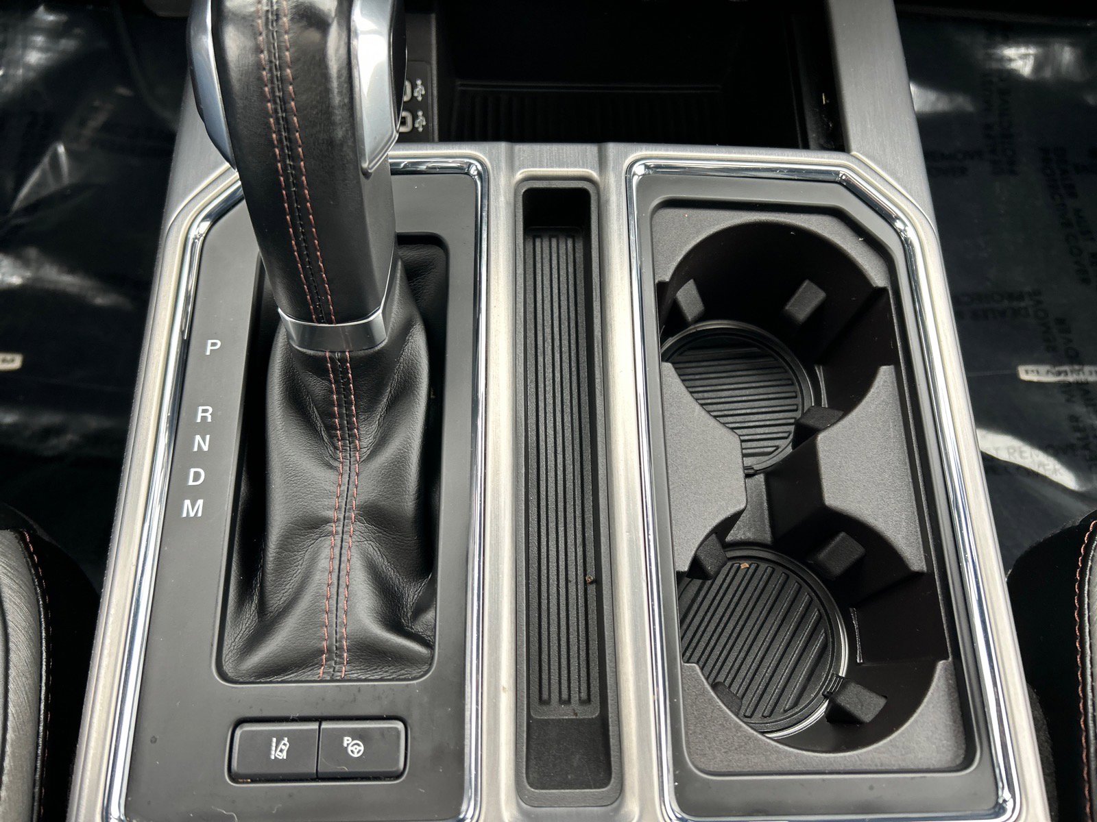 Certified 2019 Ford F150 Platinum w/ Equipment Group 701A Luxury image 32