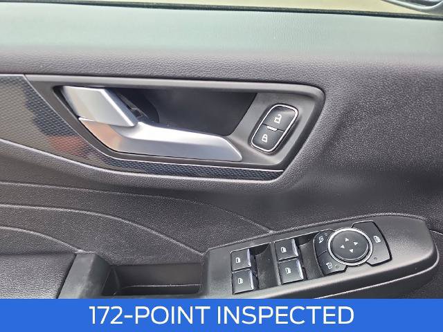 Certified 2025 Ford Escape ST-Line Select AWD/4WD image 15
