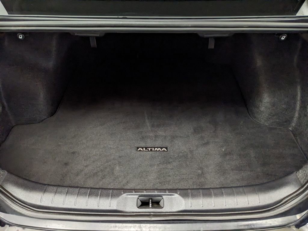 Used 2024 Nissan Altima 2.5 SV w/ SV Premium Package AWD/4WD image 18