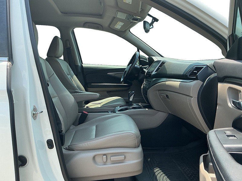 Used 2019 Honda Ridgeline RTL-T image 11