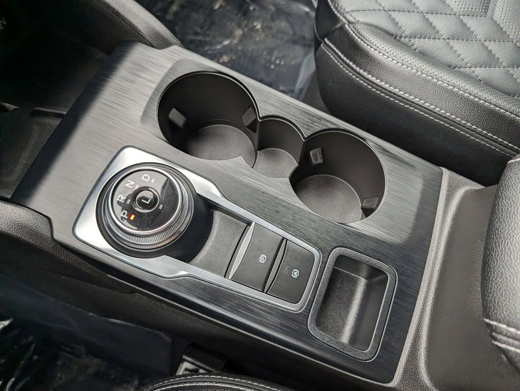 Certified 2023 Ford Escape Platinum w/ Premium Technology Package image 27