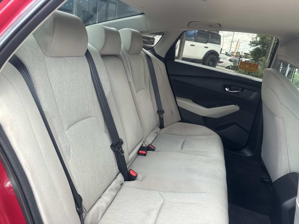 Used 2023 Honda Accord EX image 11