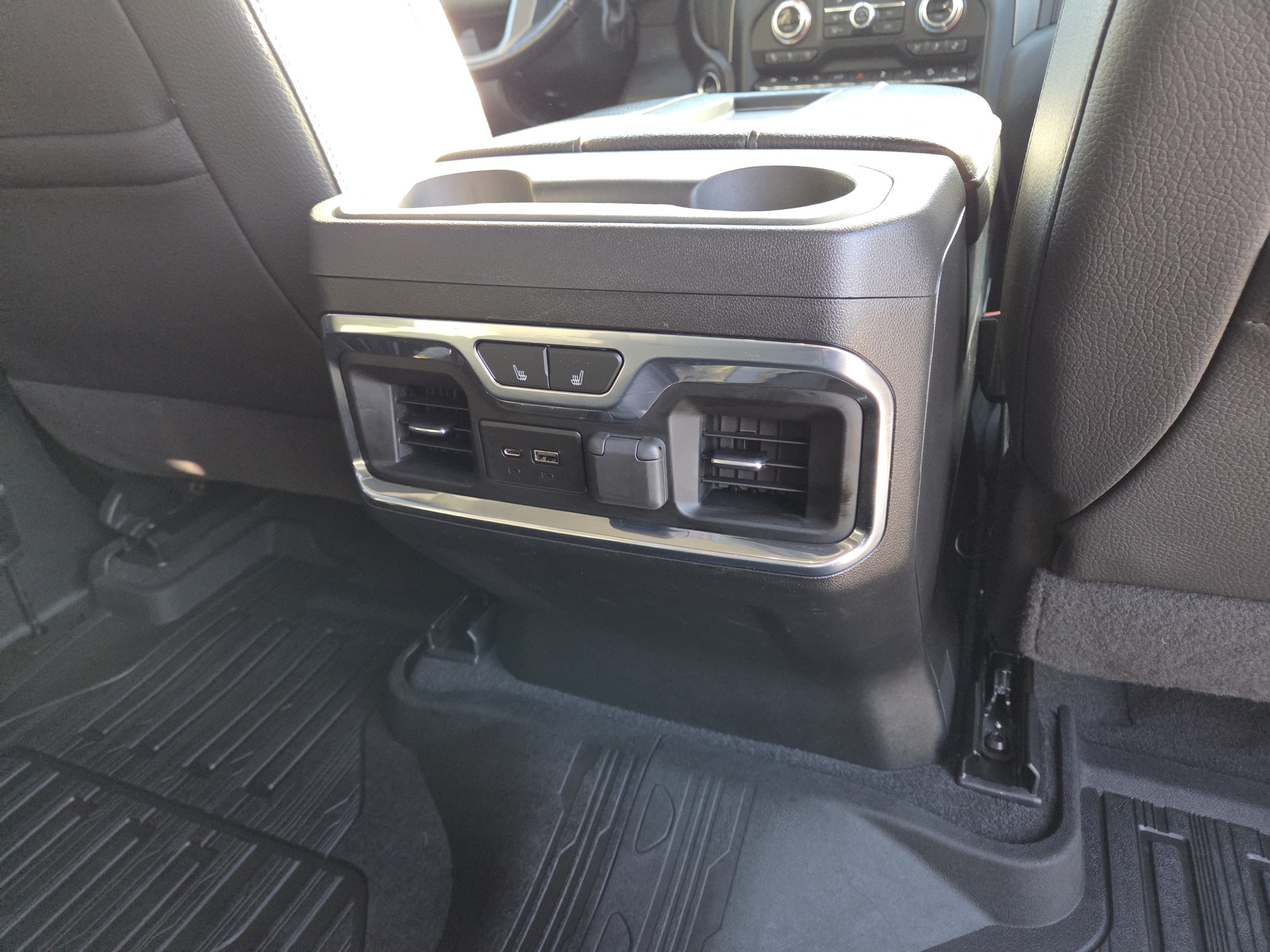 Used 2020 GMC Sierra 1500 Denali w/ Denali Ultimate Package AWD/4WD image 37