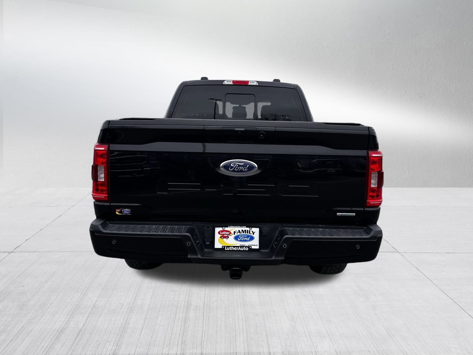 Certified 2022 Ford F150 XLT w/ Equipment Group 302A High image 4