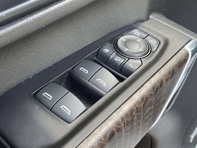 Used 2022 GMC Sierra 3500 Denali w/ Denali Ultimate Package AWD/4WD image 14