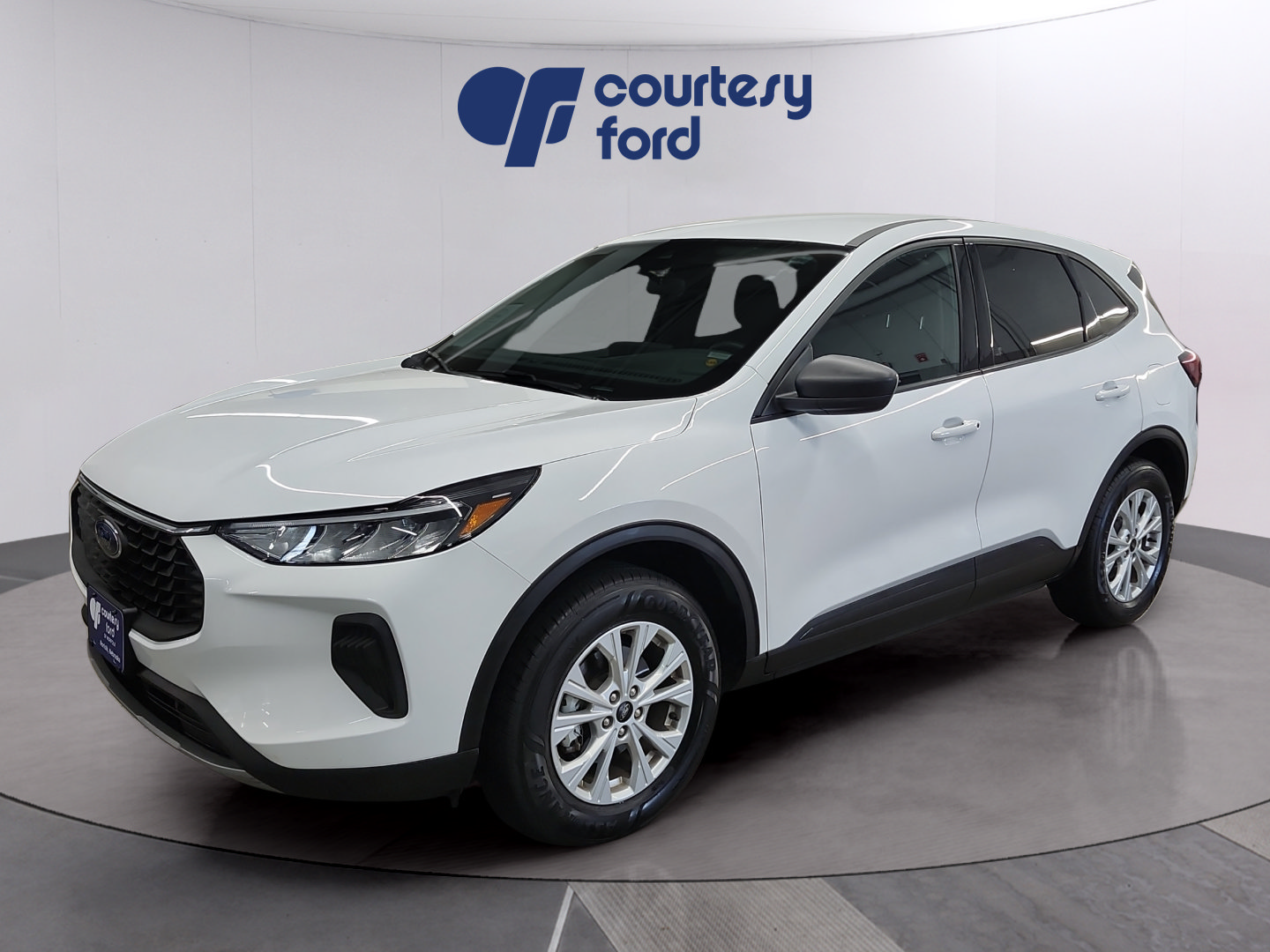 Certified 2025 Ford Escape Active w/ Tech Pack #1 AWD/4WD image 3