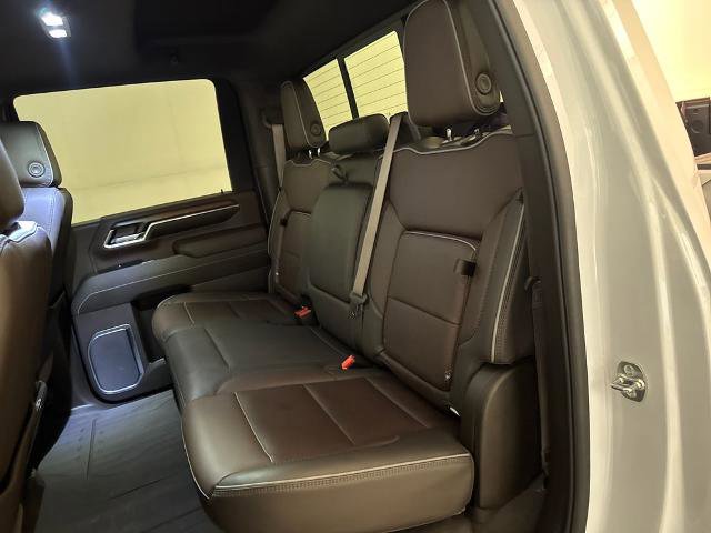 Used 2025 GMC Sierra 3500 Denali w/ Denali Reserve Package AWD/4WD image 33