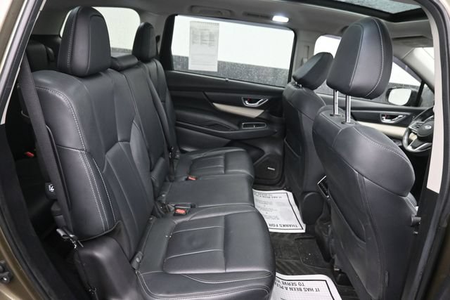 Used 2022 Subaru Ascent Limited w/ Technology Package AWD/4WD image 8