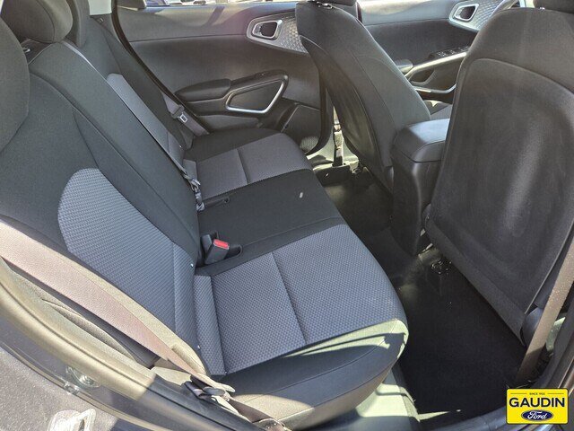 Used 2025 Kia Soul LX w/ LX Technology Package FWD image 15