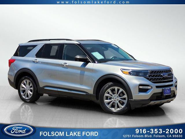 Certified 2023 Ford Explorer XLT w/ Equipment Group 202A AWD/4WD image 1
