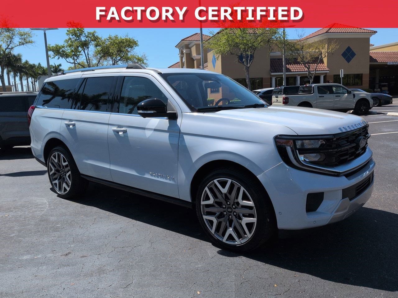 Certified 2025 Ford Expedition Platinum w/ Platinum Ultimate Package image 1