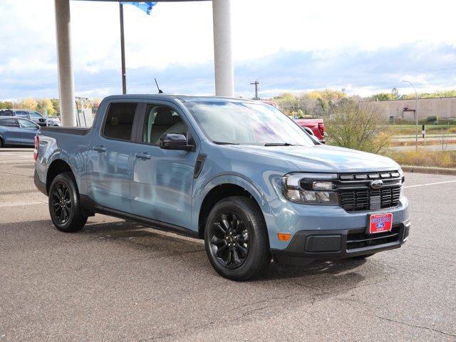 Certified 2024 Ford Maverick Lariat w/ Black Appearance Package FWD image 3