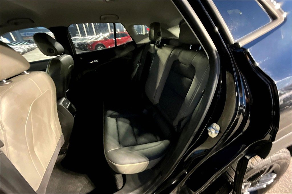 Used 2024 Chevrolet Trax ACTIV w/ Driver Confidence Package image 24