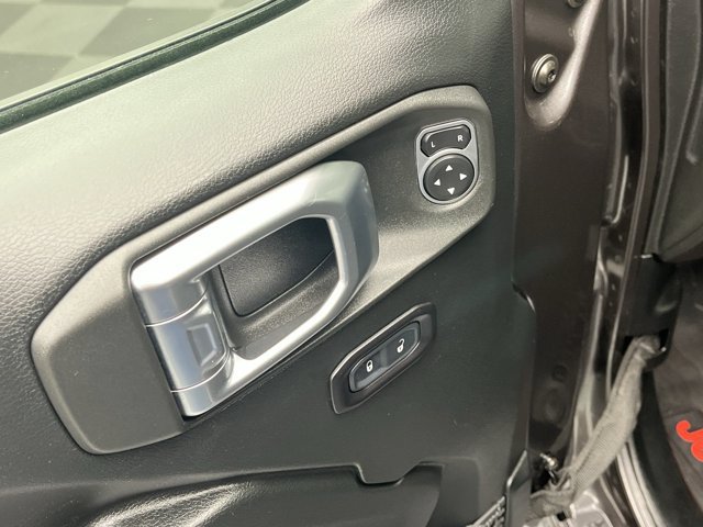 Used 2018 Jeep Wrangler Unlimited Sport S AWD/4WD image 8
