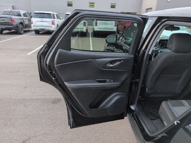 Used 2025 Chevrolet Blazer LT AWD/4WD image 22