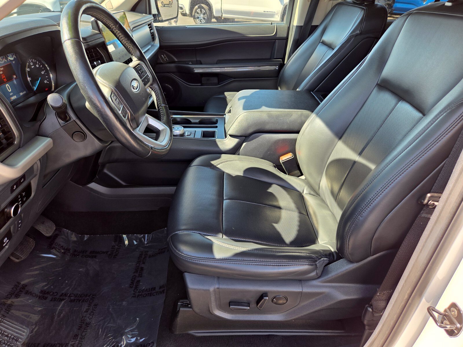 Certified 2024 Ford Expedition XLT RWD image 10