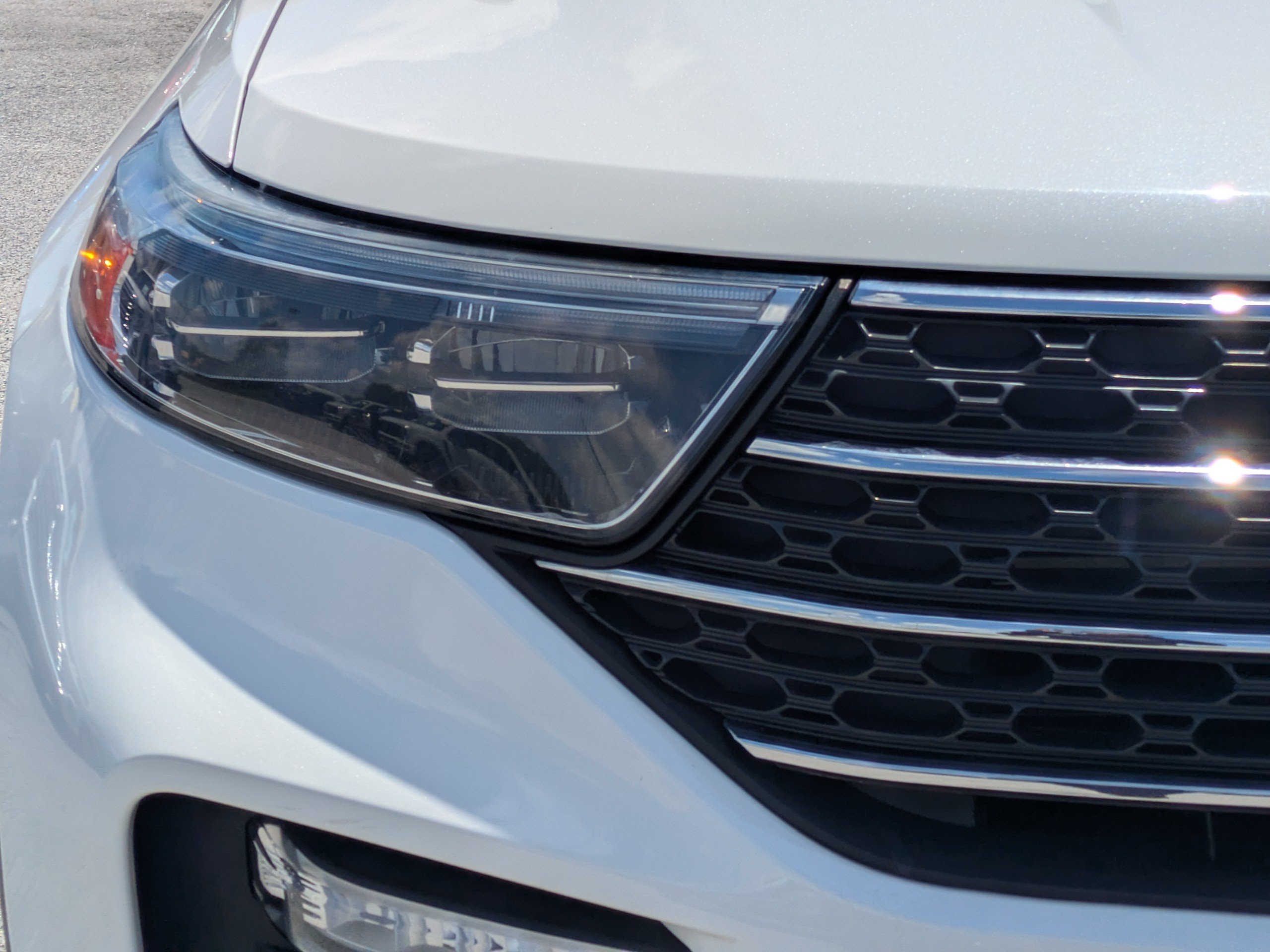Certified 2022 Ford Explorer XLT w/ Equipment Group 202A RWD image 10