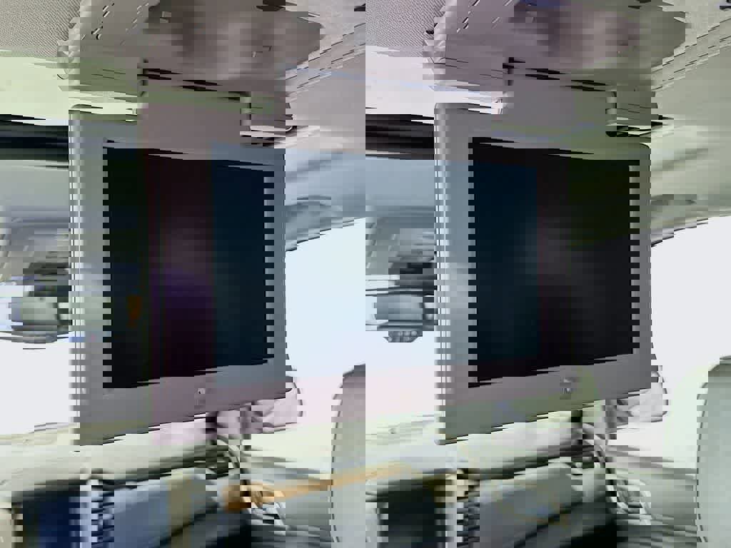 Used 2019 GMC Yukon Denali w/ Open Road Package image 37