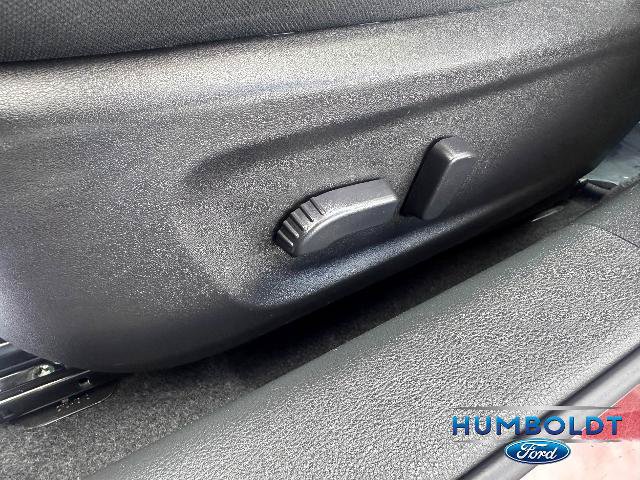 Used 2025 Nissan Altima 2.5 SV FWD image 14