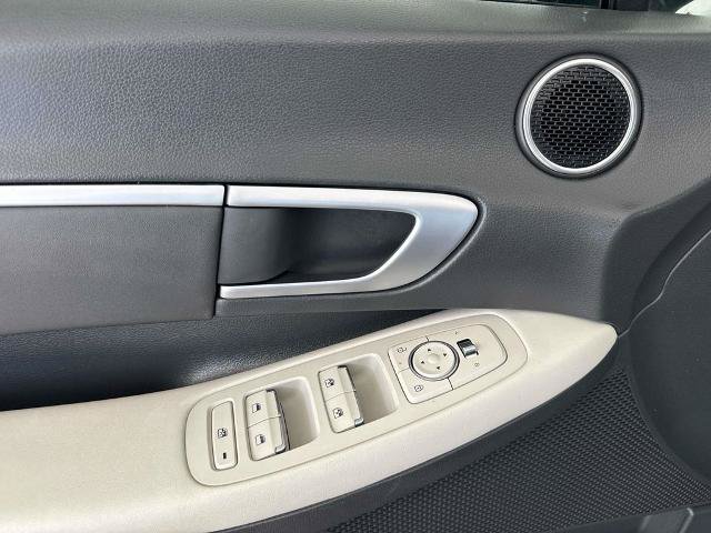 Used 2024 Hyundai Sonata SEL FWD image 24