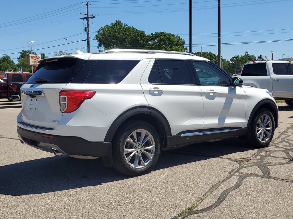 Certified 2024 Ford Explorer Limited w/ Equipment Group 301A AWD/4WD image 4