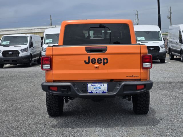 Used 2025 Jeep Gladiator Sport AWD/4WD image 6
