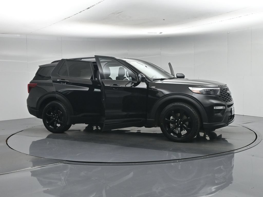 Certified 2023 Ford Explorer ST-Line RWD image 37