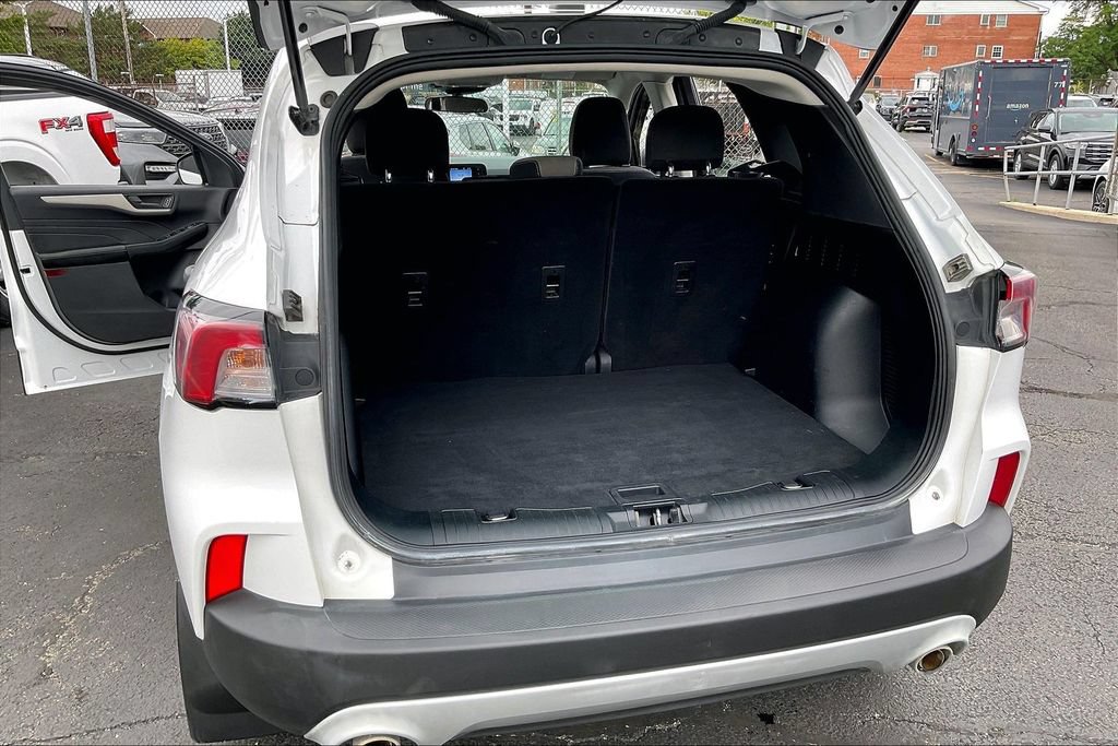 Certified 2022 Ford Escape S AWD/4WD image 28