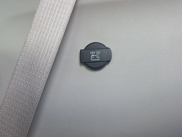 Used 2023 Chrysler Pacifica Touring-L image 14