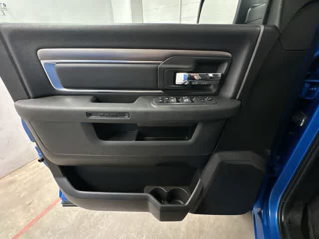 Used 2024 RAM 1500 Classic Warlock AWD/4WD image 15