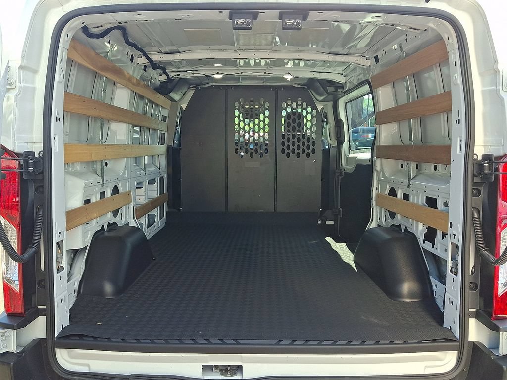 Certified 2025 Ford Transit 250 Low Roof w/ Exterior Upgrade Package RWD image 30
