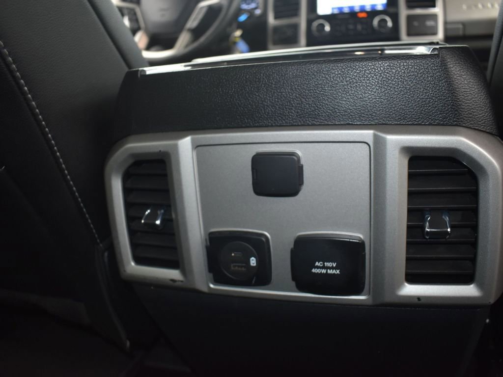 Certified 2020 Ford F350 Lariat w/ Lariat Value Package image 44
