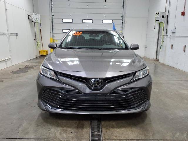 Used 2020 Toyota Camry LE w/ Carpet Mat Package FWD image 2