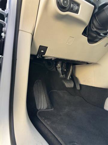 Used 2024 Chrysler Pacifica Touring-L image 20