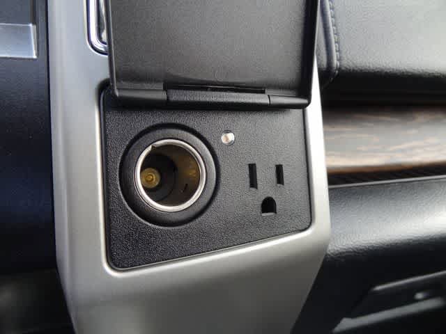 Certified 2019 Ford F150 Lariat w/ Equipment Group 502A Luxury AWD/4WD image 39