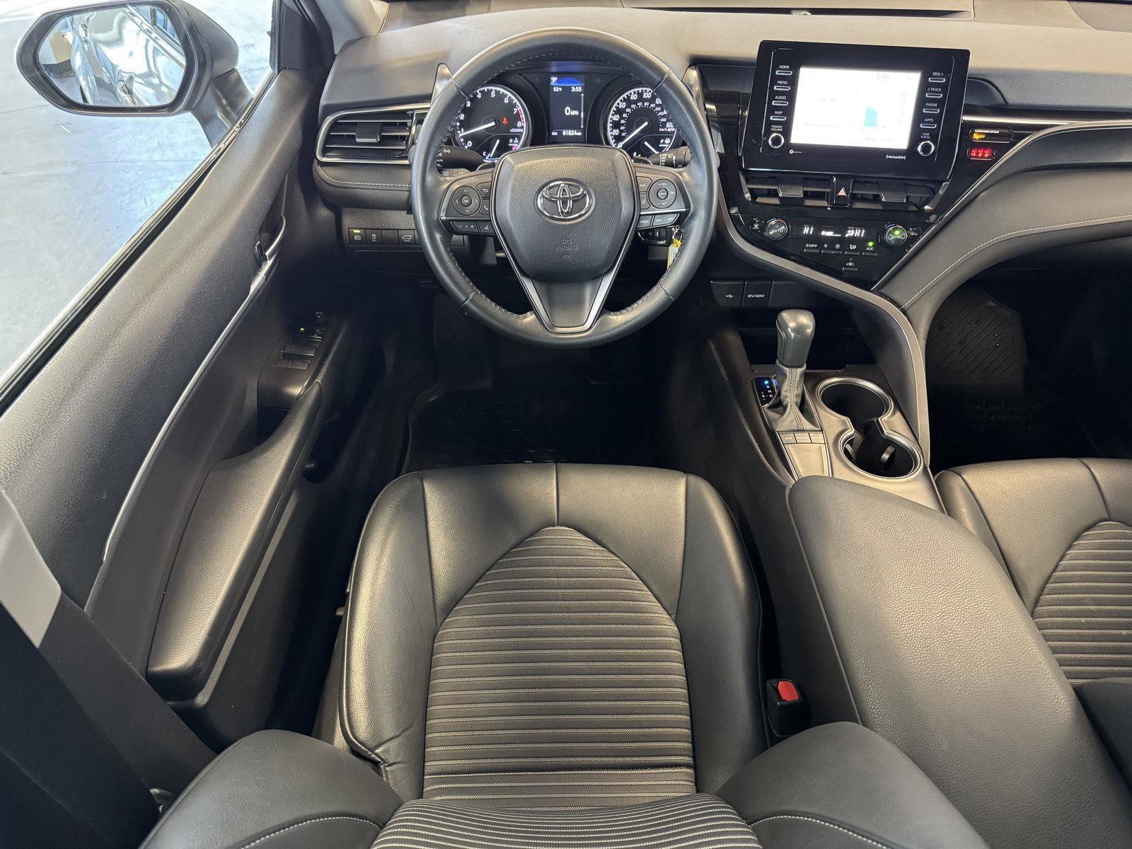 Used 2022 Toyota Camry SE image 20