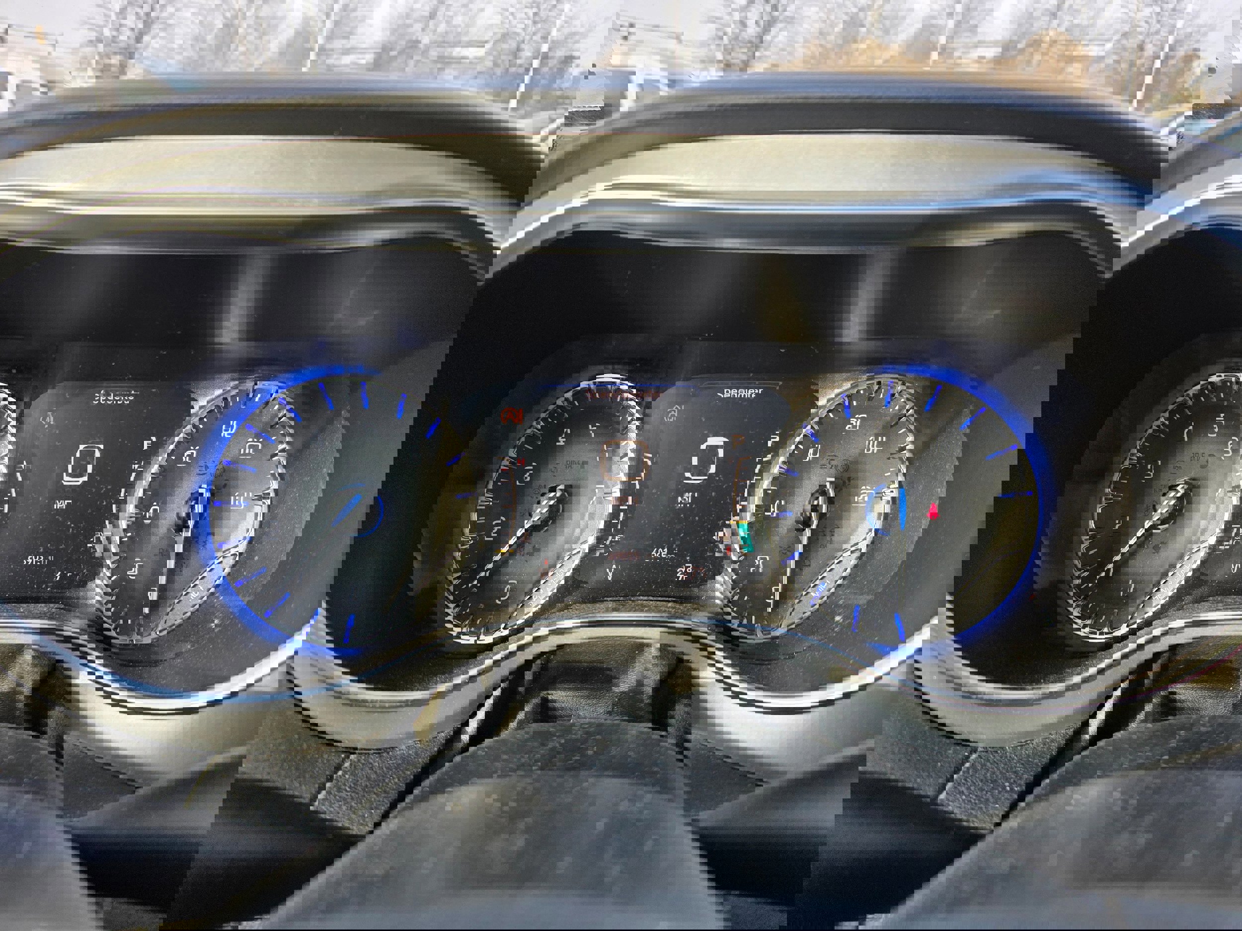 Used 2018 Chrysler Pacifica Touring-L Plus image 14