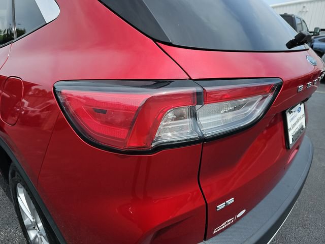 Certified 2020 Ford Escape SE FWD image 34
