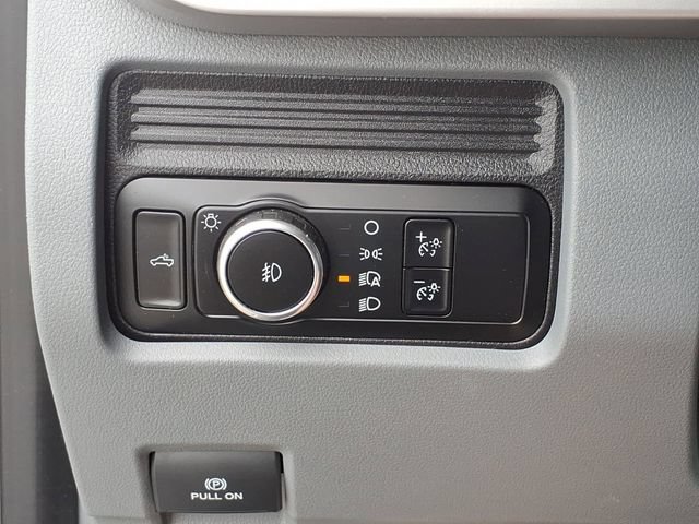 Certified 2025 Ford F250 XLT AWD/4WD image 15