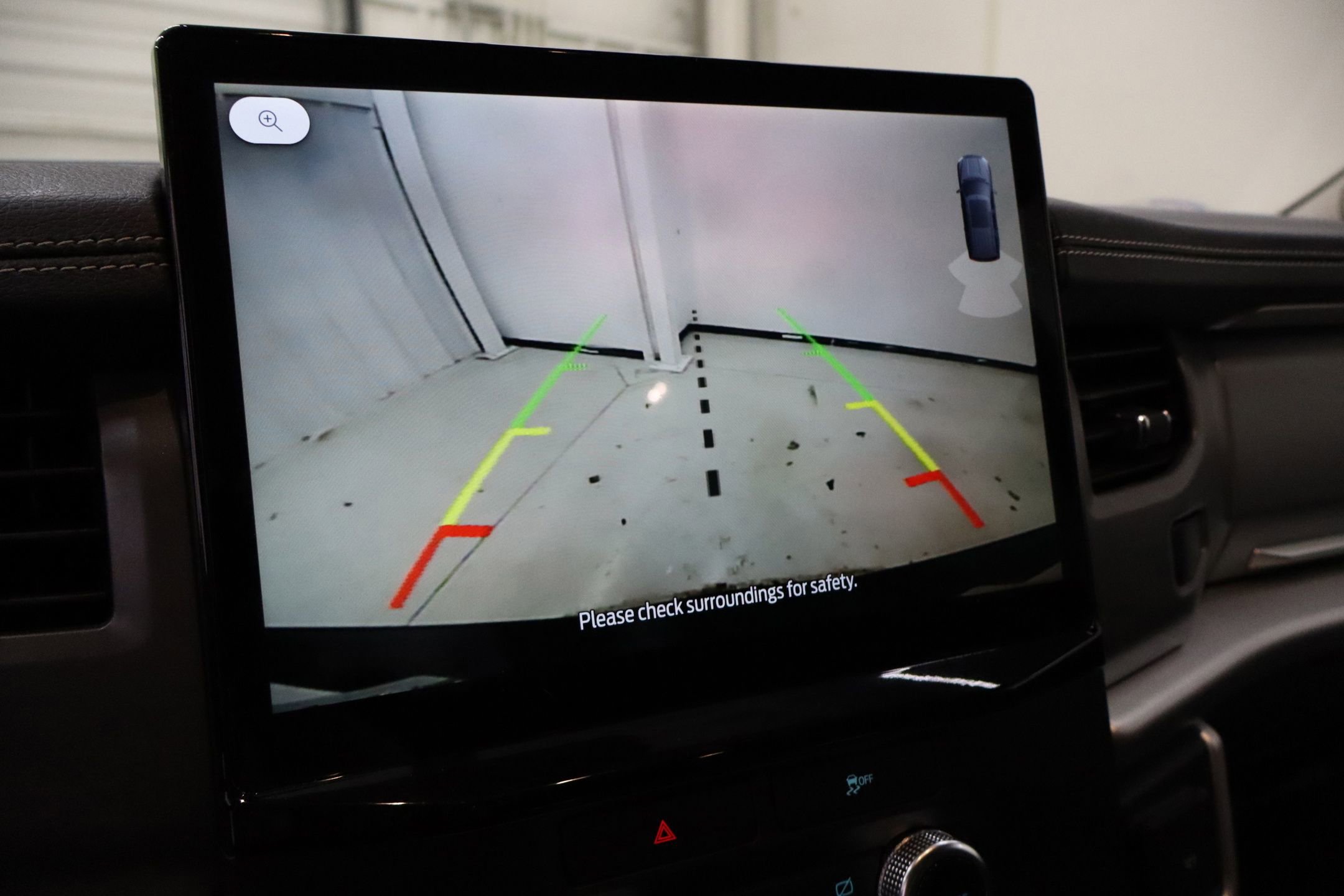 Certified 2022 Ford Expedition XLT image 21