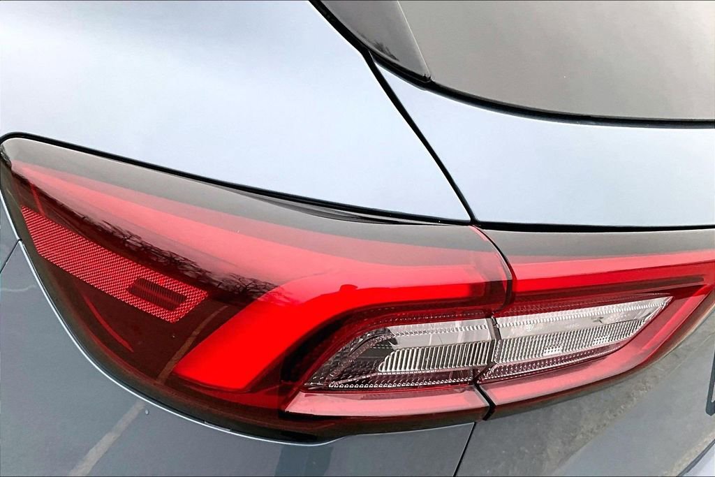 Certified 2024 Ford Escape ST-Line w/ Tech Pack #1 image 28